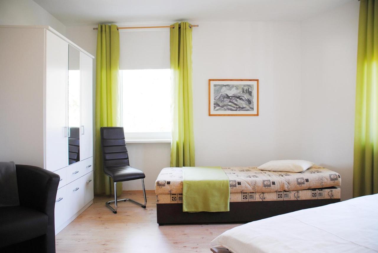 Appartementanlage-Ferienwohnungen Weisse Moewe Sassnitz Exterior foto