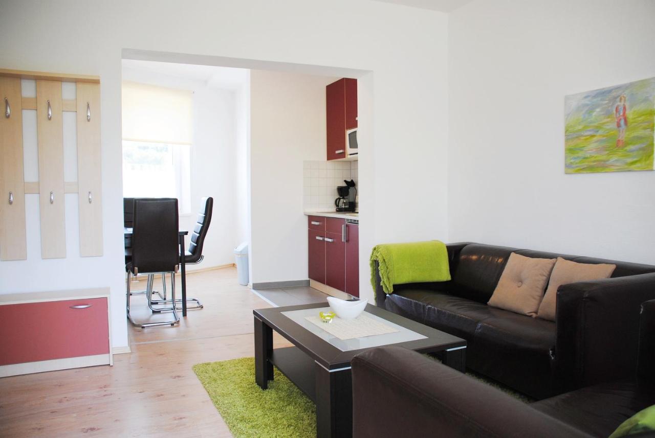 Appartementanlage-Ferienwohnungen Weisse Moewe Sassnitz Exterior foto