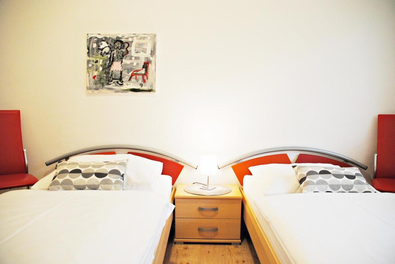 Appartementanlage-Ferienwohnungen Weisse Moewe Sassnitz Exterior foto